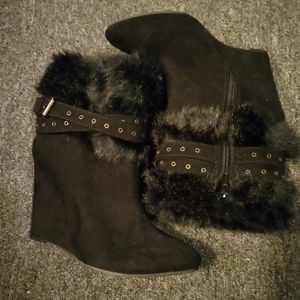 Women's 8 1/2 Black Booties